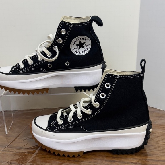 Converse Black and White High-Top Platform Sneakers . Size 5. - Picture 2 of 7